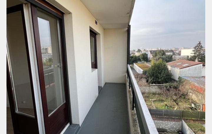 Appartement P3 LA VARENNE SAINT HILAIRE 65 m2 1 345 € Appartement P3 LA VARENNE SAINT HILAIRE 65 m2 1 345 €