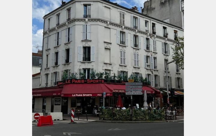 Appartement P2 CHARENTON-LE-PONT 35 m2 1 290 € Appartement P2 CHARENTON-LE-PONT 35 m2 1 290 €